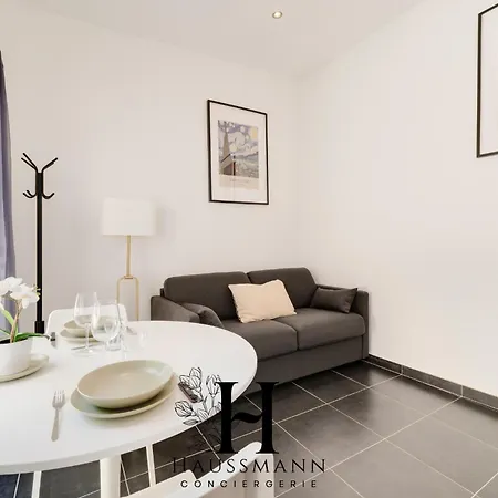 Calme Avec Terrasse Apartment