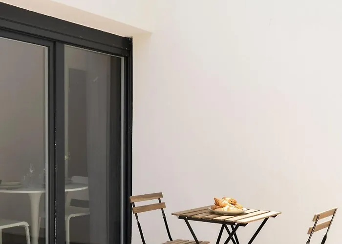 Апартаменты Calme Avec Terrasse